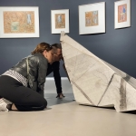 2023 - Lâ€™Ã©vÃ©nement dâ€™Ãªtre lÃ  - performance FrÃ©dÃ©ric Deschamps in Trinkhall museum